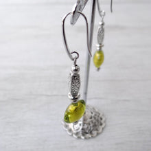 Load image into Gallery viewer, Green glass earrings made with Murano Glass
