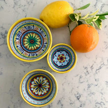 Load image into Gallery viewer, Deruta Ceramics - Set of Bowls