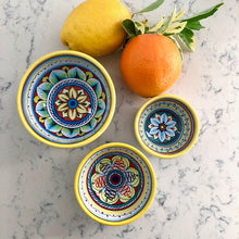 Load image into Gallery viewer, Deruta Ceramics - Set of Bowls