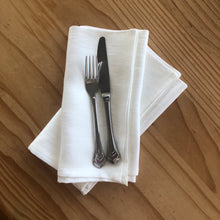 Load image into Gallery viewer, Cream linen napkins, made in Italy