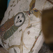 Load image into Gallery viewer, Gufo (Owl) Decorative Cushion