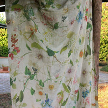 Load image into Gallery viewer, Ibisco Tablecloth