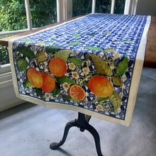 Load image into Gallery viewer, Table runner made in Italy 
