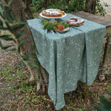 Load image into Gallery viewer, Beautiful Italian tablecloth 
